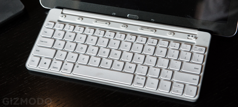 Illustration for article titled Microsoft's New Universal Mobile Keyboard Has Android and iOS in Mind